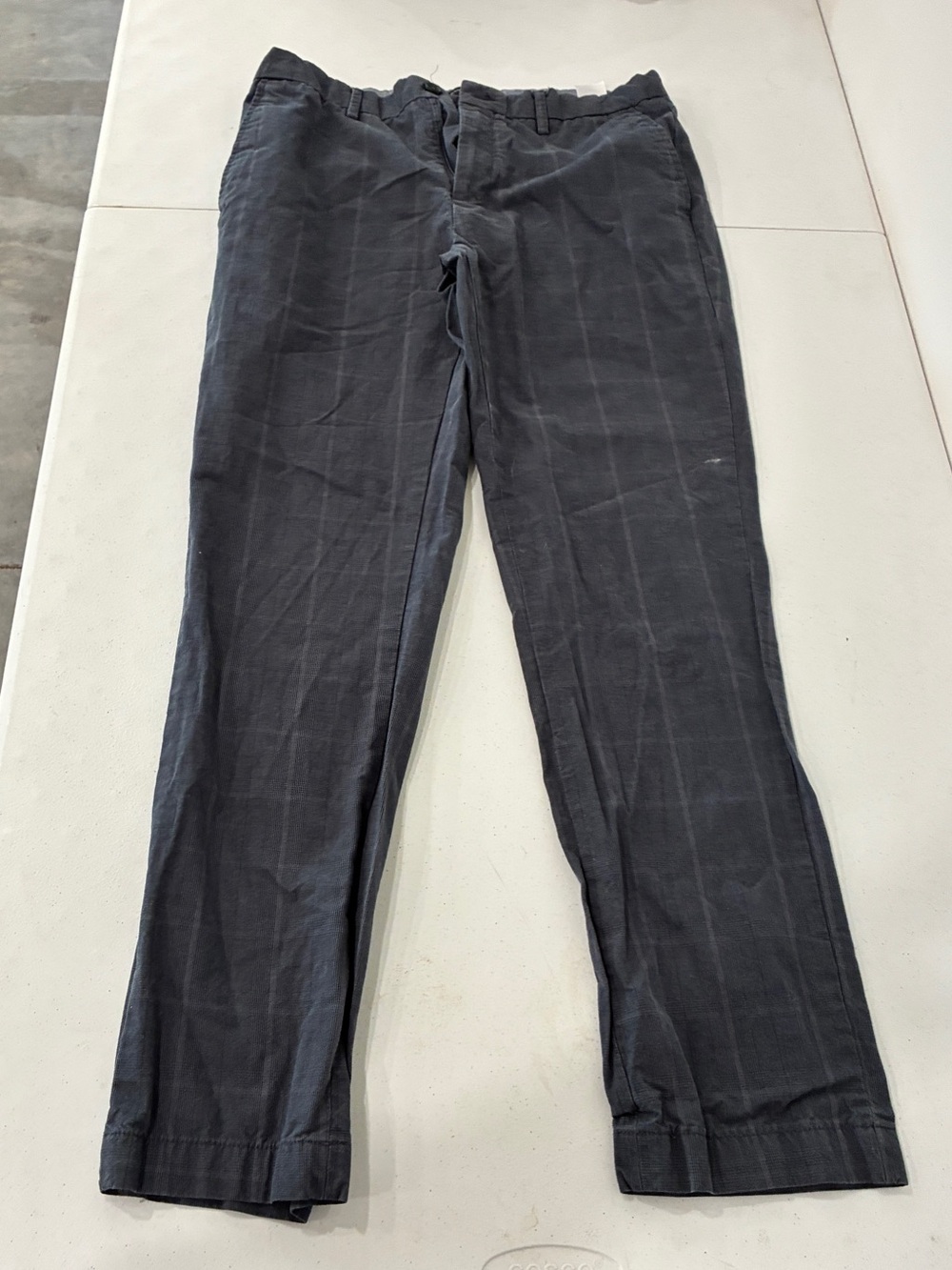 Banana Republic Mens Aiden Fit Plaid Chino Pants 32 X 32 Navy/ Gray